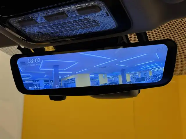 トヨタ ヴォクシー ハイブリッド ZS 煌Ⅱ 群馬県 2017(平29)年 3.7万km ホワイトパールクリスタルシャイン トヨタセーフティセンス/プリクラッシュセーフティ/レーンキープアシスト/オートマチックハイビーム/ALPINE10型ナビ/　フルセグ/BT/CD/DVD/SD/ALPINE12.8型後席モニター/両側パワースライドドア/バックカメラ/LEDヘッドライト/フォグランプ/社外デジタルインナーミラー/ドライブレコーダー/ETC/純正16インチAW/プッシュスタート/スマートキー