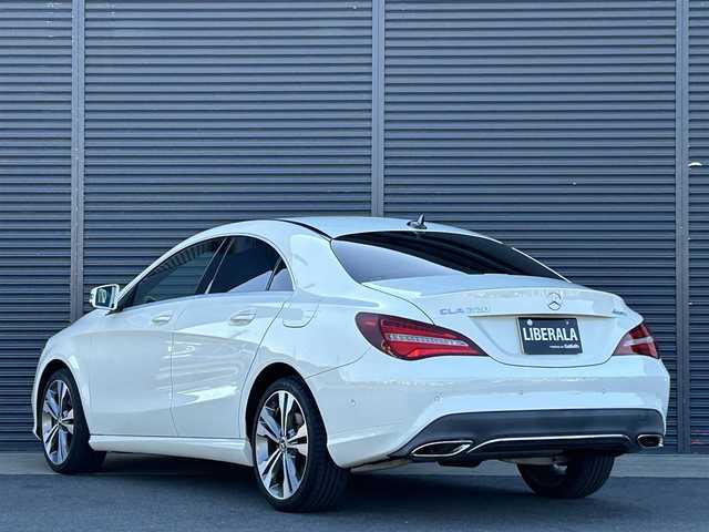 メルセデス・ベンツ ＣＬＡ２２０