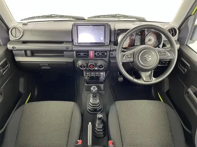 スズキ ジムニー XC 埼玉県 2022(令4)年 3万km キネティックイエロー 5速MT/クルーズコントロール/ケンウッドナビ/BTオーディオ/CD/DVD/USB/純正フロアマット/前席シートヒーター/背面タイヤ/LEDヘッドライト/LEDフォグライト/オートマチックハイビーム/純正16インチAW/純正ドアバイザー
