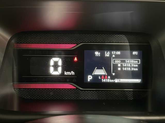 スズキ スペーシア カスタム HYBRID XS 栃木県 2024(令6)年 0.2万km ピュアホワイトP 純正ナビ/　（Bluetooth/フルセグTV/ApplecarPlay）/バックカメラ/アラウンドビューモニター/スズキセーフティサポート/・デュアルセンサーブレーキサポートII/・誤発進抑制機能/・車線逸脱抑制機能/・車線逸脱警報機能/・ふらつき警報機能/・低速時ブレーキサポート/・発進お知らせ機能/・標識認識機能/・ハイビームアシスト/コーナーセンサー/ビルトインETC/両側パワースライドドア/前席シートヒーター/ステアリングヒーター/純正AW