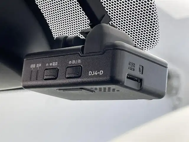 日産 ノート X 愛知県 2022(令4)年 4万km ピュアホワイトパール 純正ナビ　フルセグＴＶ　Ｂｌｕｅｔｏｏｔｈ　デジタルインナーミラー　エマージェンシーブレーキ　衝突軽減　車線逸脱　コーナーセンサー　ＬＥＤオートライト　フォグ　電動パーキング　ＢＳＭ　ＥＴＣ　禁煙車