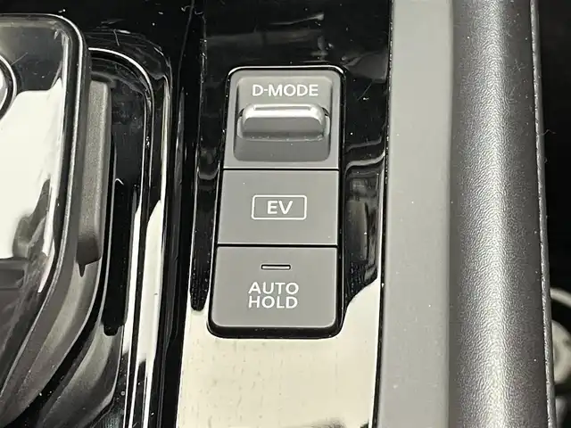 日産 ノート X 愛知県 2022(令4)年 4万km ピュアホワイトパール 純正ナビ　フルセグＴＶ　Ｂｌｕｅｔｏｏｔｈ　デジタルインナーミラー　エマージェンシーブレーキ　衝突軽減　車線逸脱　コーナーセンサー　ＬＥＤオートライト　フォグ　電動パーキング　ＢＳＭ　ＥＴＣ　禁煙車