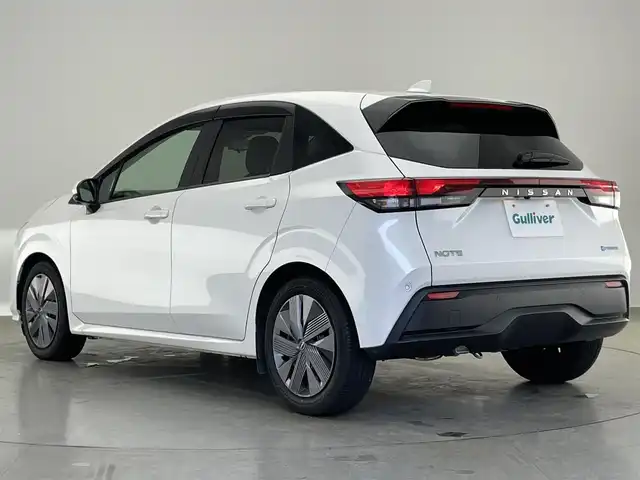 日産 ノート X 愛知県 2022(令4)年 4万km ピュアホワイトパール 純正ナビ　フルセグＴＶ　Ｂｌｕｅｔｏｏｔｈ　デジタルインナーミラー　エマージェンシーブレーキ　衝突軽減　車線逸脱　コーナーセンサー　ＬＥＤオートライト　フォグ　電動パーキング　ＢＳＭ　ＥＴＣ　禁煙車