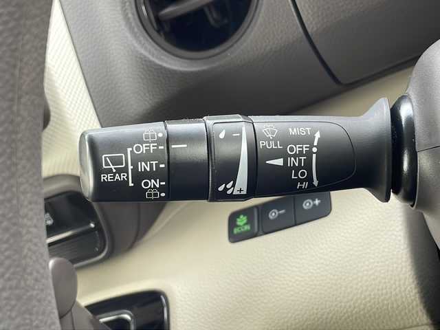 ホンダ Ｎ ＢＯＸ G L ホンダセンシング 山口県 2018(平30)年 7万km ブリティッシュグリーンP 社外メモリーナビ【Pioneer:AVIC-RZ901】/・フルセグテレビ/・Bluetooth接続/・DVD再生機能/・スマートループ/・ハンズフリー/片側パワスラ/バックカメラ/ドラレコ/ビルトインETC/ホンダセンシング/・レーダークルーズコントロール/・車線逸脱警告システム/・衝突被害軽減システム