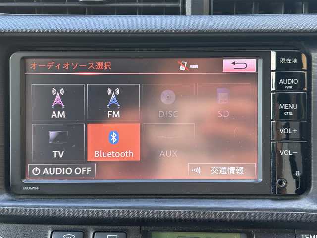 トヨタ アクア S 静岡県 2014(平26)年 9万km ブラックマイカ 純正ナビ/ワンセグTV/CD/SD/BT/バックカメラ/前席シートヒーター /ETC/LEDヘッドライト/前後ドライブレコーダー/社外15インチAW/社外テールレンズ/ステアリングスイッチ/保証書/取扱説明書/ナビ取扱説明書/R1/3/5点検記録簿有