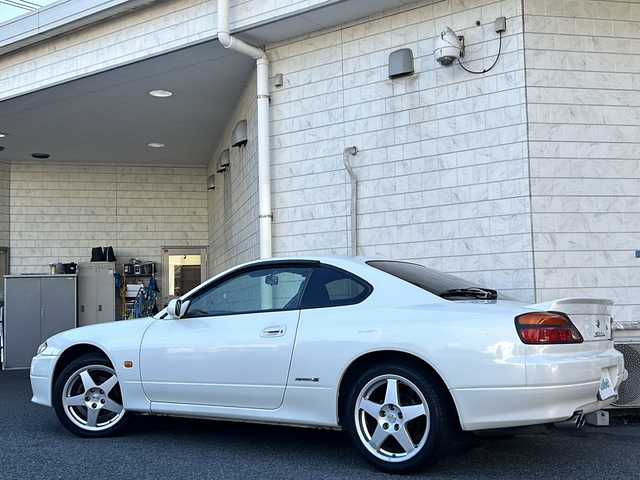 日産 シルビア スペックS Lパッケージ 神奈川県 2001(平13)年 11.4万km ホワイトパール 純正7インチナビ/(AM/FM/MD/CD)/レザーシート/フォグランプ/電動格納ミラー/社外17インチAW/フロアマット/取扱説明書/保証書