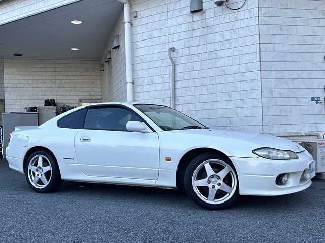 日産 シルビア スペックS Lパッケージ 神奈川県 2001(平13)年 11.4万km ホワイトパール 純正7インチナビ/(AM/FM/MD/CD)/レザーシート/フォグランプ/電動格納ミラー/社外17インチAW/フロアマット/取扱説明書/保証書