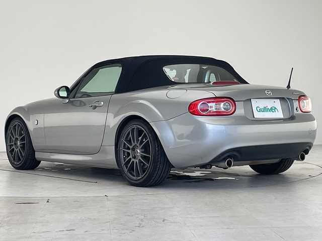 マツダ ロードスター RS 愛知県 2012(平24)年 9.4万km シルバー ７型SDナビ/シートヒーター/本革シート/フルセグ/CD/DVD/Bluetooth/純正アルミホイール/LEDヘッドライト/ステアリングスイッチ/スマートキー/プッシュスタート/フロアマット/オートエアコン/横滑り防止機能