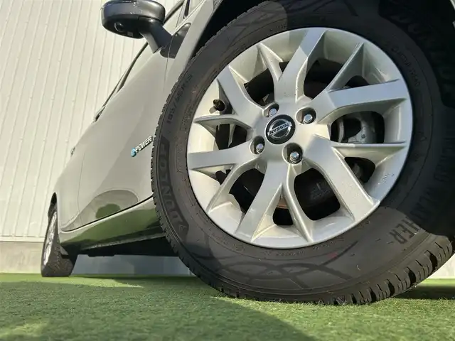 日産 ノート e－パワー メダリスト 香川県 2018(平30)年 3.5万km ダークメタルグレー 純正ナビゲーション/→CD/DVD再生/全方位カメラ/ビルトインETC/クルーズコントロール/クリアランスソナー/ステアリングリモコン/LEDオートライト/フォグランプ/純正15インチアルミホイール/純正フロアマット/スマートキー