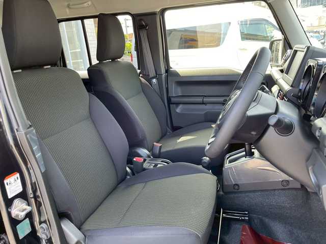 スズキ ジムニー ノマド FC 宮崎県 2025(令7)年 0.1千km 黒 登録済未使用車　/レーダークルコン　/シートヒーター　/オートライト　/バックフォグ　/コーナーセンサー　/バックサポート　/レーンキープ　/純正フロアマット