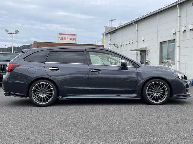 スバル レヴォーグ 2．0STIスポーツアイサイト 広島県 2016(平28)年 12.9万km ダークグレーメタリック サンルーフ/STiエアロ/DIATONEサウンドナビ/　【CD/DVD/BT/DTV】/プリクラッシュブレーキ/全車速追従機能付クルーズコントロール/車線逸脱警告/サイド/バックカメラ/レザーシート/シートヒーター/パワーシート/メモリシート/ETC/ドライブレコーダー/LEDヘッドライト