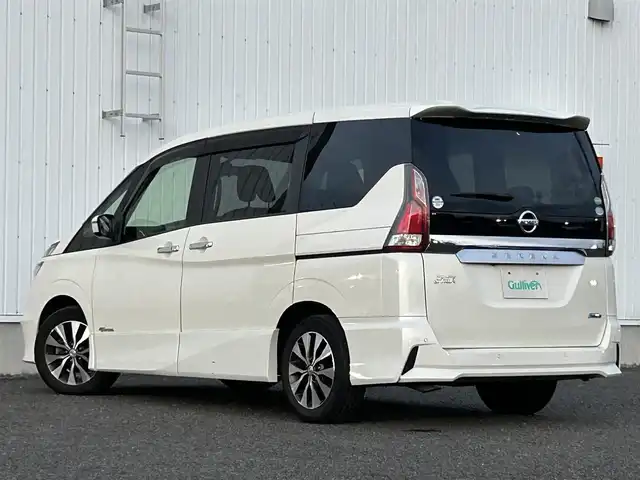 日産 セレナ ハイウェイスター 25thSP B 熊本県 2017(平29)年 5.4万km ブリリアントホワイトパール 純正メモリナビ/・フルセグTV/BT/DVD/AM/FM/バックカメラ/プロパイロット/・衝突被害軽減ブレーキ/・車線維持装置/・標識検知機能/・BSW/・RCTA/・ACC/横滑り防止装置/前後コーナセンサー/ドライブレコーダー/ETC/革巻きステアイング/・ステアリングリモコン/電動パーキングブレーキ/・ホールドブレーキ/LEDライト/・フォグランプ/・オートライト/電動格納ミラー/・ウィンカーミラー/純正フロアマット/純正16インチAW/プッシュスタート/・スマートキー/・スペアキー