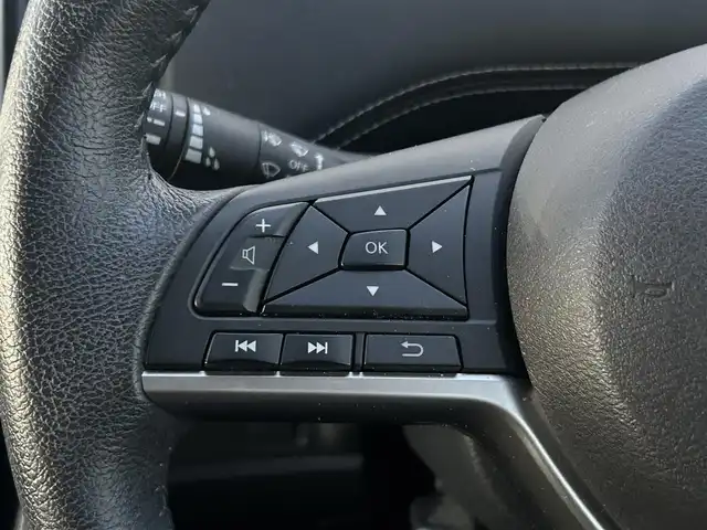 日産 セレナ ハイウェイスター 25thSP B 熊本県 2017(平29)年 5.4万km ブリリアントホワイトパール 純正メモリナビ/・フルセグTV/BT/DVD/AM/FM/バックカメラ/プロパイロット/・衝突被害軽減ブレーキ/・車線維持装置/・標識検知機能/・BSW/・RCTA/・ACC/横滑り防止装置/前後コーナセンサー/ドライブレコーダー/ETC/革巻きステアイング/・ステアリングリモコン/電動パーキングブレーキ/・ホールドブレーキ/LEDライト/・フォグランプ/・オートライト/電動格納ミラー/・ウィンカーミラー/純正フロアマット/純正16インチAW/プッシュスタート/・スマートキー/・スペアキー