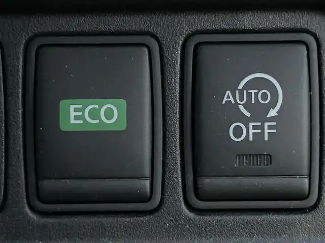 日産 セレナ ハイウェイスター 25thSP B 熊本県 2017(平29)年 5.4万km ブリリアントホワイトパール 純正メモリナビ/・フルセグTV/BT/DVD/AM/FM/バックカメラ/プロパイロット/・衝突被害軽減ブレーキ/・車線維持装置/・標識検知機能/・BSW/・RCTA/・ACC/横滑り防止装置/前後コーナセンサー/ドライブレコーダー/ETC/革巻きステアイング/・ステアリングリモコン/電動パーキングブレーキ/・ホールドブレーキ/LEDライト/・フォグランプ/・オートライト/電動格納ミラー/・ウィンカーミラー/純正フロアマット/純正16インチAW/プッシュスタート/・スマートキー/・スペアキー