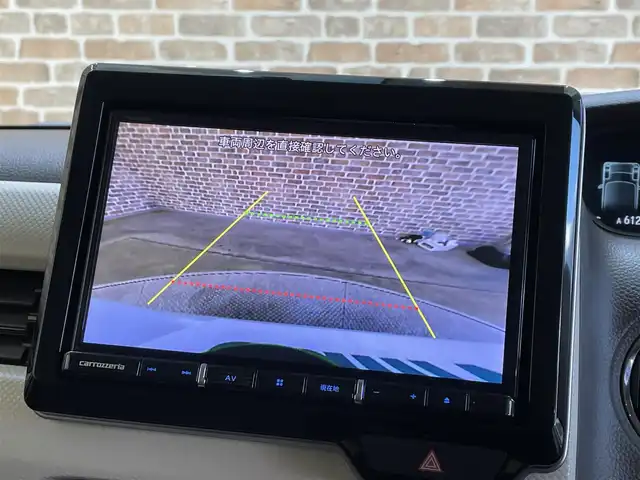 ホンダ Ｎ ＢＯＸ L 岩手県 2023(令5)年 2.1万km プラチナホワイトパール ４WD/左側パワースライドドア/ホンダセンシング/衝突軽減ブレーキ/路外逸脱抑制機能/渋滞追従機能付きアダプティブクルーズコントロール/車線維持支援機能/パーキングセンサー/標識認識機能/先行車発信お知らせ機能/ふらつき警報機能/オートハイビーム/オートブレーキホールド/横滑り防止装置/アイドリングストップ/シートバックテーブル/シートヒーター/ロールサンシェード/チップアップリアシート/カロッツェリアナビ/フルセグTV/バックカメラ/ETC/ヘッドライトレベライザー/LEDヘッドライト/社外14インチアルミホイール