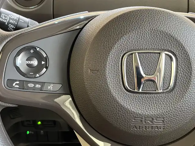 ホンダ Ｎ ＢＯＸ L 岩手県 2023(令5)年 2.1万km プラチナホワイトパール ４WD/左側パワースライドドア/ホンダセンシング/衝突軽減ブレーキ/路外逸脱抑制機能/渋滞追従機能付きアダプティブクルーズコントロール/車線維持支援機能/パーキングセンサー/標識認識機能/先行車発信お知らせ機能/ふらつき警報機能/オートハイビーム/オートブレーキホールド/横滑り防止装置/アイドリングストップ/シートバックテーブル/シートヒーター/ロールサンシェード/チップアップリアシート/カロッツェリアナビ/フルセグTV/バックカメラ/ETC/ヘッドライトレベライザー/LEDヘッドライト/社外14インチアルミホイール