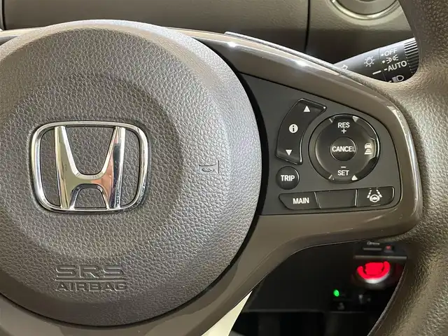 ホンダ Ｎ ＢＯＸ L 岩手県 2023(令5)年 2.1万km プラチナホワイトパール ４WD/左側パワースライドドア/ホンダセンシング/衝突軽減ブレーキ/路外逸脱抑制機能/渋滞追従機能付きアダプティブクルーズコントロール/車線維持支援機能/パーキングセンサー/標識認識機能/先行車発信お知らせ機能/ふらつき警報機能/オートハイビーム/オートブレーキホールド/横滑り防止装置/アイドリングストップ/シートバックテーブル/シートヒーター/ロールサンシェード/チップアップリアシート/カロッツェリアナビ/フルセグTV/バックカメラ/ETC/ヘッドライトレベライザー/LEDヘッドライト/社外14インチアルミホイール