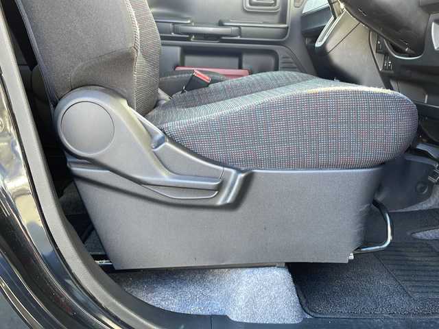 スズキ スペーシア HYBRID G 三重県 2019(平31)年 3.9万km ブルーイッシュブラックパール3 社外ナビ/ETＣ/両側スライドドア/後クリアランスソナー/アイドリングストップ/レーンキープアシスト/プリクラッシュ/横滑り防止/デュアルセンサーブレーキサポート/リアパーキングセンサー/オートライト/ヘッドライトレベライザー/純正フロアマット/純正ドアバイザー/電動格納ミラー/禁煙車