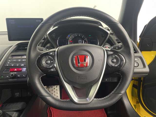 ホンダ Ｓ６６０ α 埼玉県 2019(平31)年 1.8万km カーニバルイエローⅡ 純正ナビ　/バックカメラ　/Ｂｌｕｅｔｏｏｔｈ　/ＵＳＢ/ｉｐｏｄ　　/ＥＴＣ/クルーズコントロール　/社外ＫＥＮＷＯＯＤツイーター　/無限製フロアマット　/無限製シフトノブ　/ハーフレザーシート　/オートＬＥＤライト　