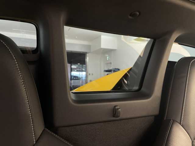 ホンダ Ｓ６６０ α 埼玉県 2019(平31)年 1.8万km カーニバルイエローⅡ 純正ナビ　/バックカメラ　/Ｂｌｕｅｔｏｏｔｈ　/ＵＳＢ/ｉｐｏｄ　　/ＥＴＣ/クルーズコントロール　/社外ＫＥＮＷＯＯＤツイーター　/無限製フロアマット　/無限製シフトノブ　/ハーフレザーシート　/オートＬＥＤライト　