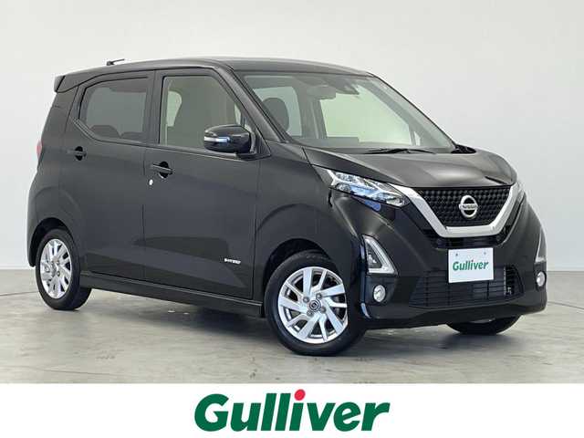 日産 デイズ ハイウェイスターX 群馬県 2020(令2)年 3.1万km ブラック 禁煙車　ナビ　バックカメラ　セーフティシールドスイッチ　衝突軽減システム　ＥＴＣ　オートライト　アイドリングストップ　プッシュスタート　スマートキー　フォグランプ　ステアリングスイッチ　LEDライト
