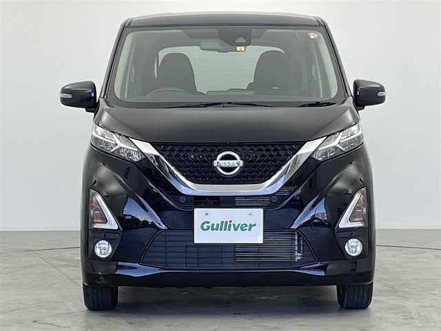 日産 デイズ ハイウェイスターX 群馬県 2020(令2)年 3.1万km ブラック 禁煙車　ナビ　バックカメラ　セーフティシールドスイッチ　衝突軽減システム　ＥＴＣ　オートライト　アイドリングストップ　プッシュスタート　スマートキー　フォグランプ　ステアリングスイッチ　LEDライト