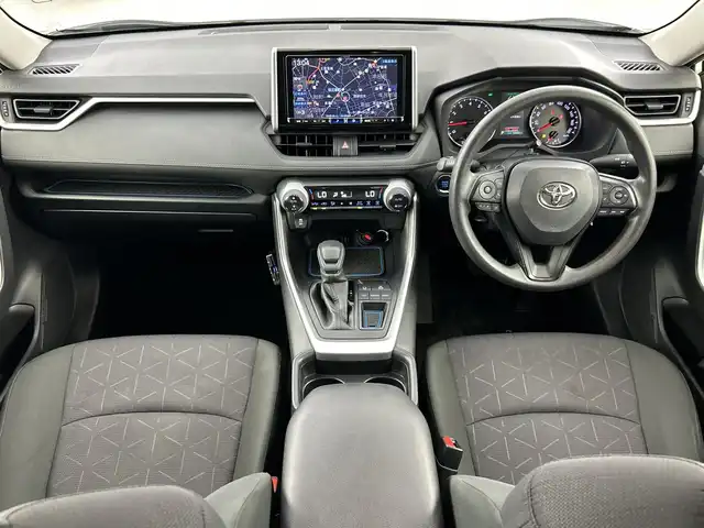 トヨタ ＲＡＶ４ X 愛知県 2020(令2)年 5.5万km ホワイトパールクリスタルシャイン アルパイン9インチナビ（X9NX）/ＤＶＤ/Bluetooth/フルセグＴＶ/USB/HDMI/ＥＴＣ　/前方ドラレコ　/アダプティブクルーズコントロール　/トヨタセーフティーセンス　/・衝突回避支援/・先行車発進告知/スマートキー　/ルーフレール/前後コーナーセンサー/カーテンエアバック/３灯式LEDヘッドランプ/オートマチックハイビーム/純正５本スポーク１７インチアルミ/自動防眩ミラー/スマートキー