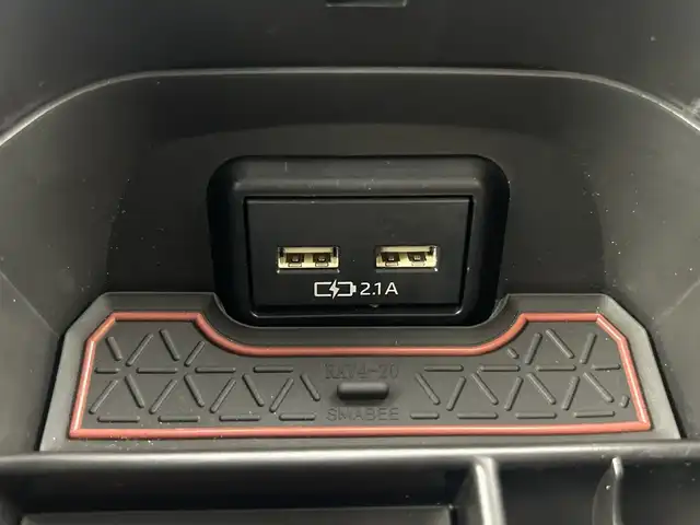トヨタ ＲＡＶ４ X 愛知県 2020(令2)年 5.5万km ホワイトパールクリスタルシャイン アルパイン9インチナビ（X9NX）/ＤＶＤ/Bluetooth/フルセグＴＶ/USB/HDMI/ＥＴＣ　/前方ドラレコ　/アダプティブクルーズコントロール　/トヨタセーフティーセンス　/・衝突回避支援/・先行車発進告知/スマートキー　/ルーフレール/前後コーナーセンサー/カーテンエアバック/３灯式LEDヘッドランプ/オートマチックハイビーム/純正５本スポーク１７インチアルミ/自動防眩ミラー/スマートキー