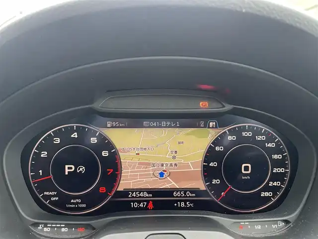 アウディ Ａ３ セダン 1．4 TFSI スポーツ 東京都 2018(平30)年 2.5万km ミトスブラックメタリック ・純正ナビ/（フルセグ・Bluetooth）/・クルーズコントロール/・バックカメラ/・MTモード付AT/・電子パーキング/・アイドリングストップ/・前席シートヒーター/・純正フロアマット/・純正17インチアルミ/・プッシュスタート/・スマートキー/・ETC/・保証書/・取説書