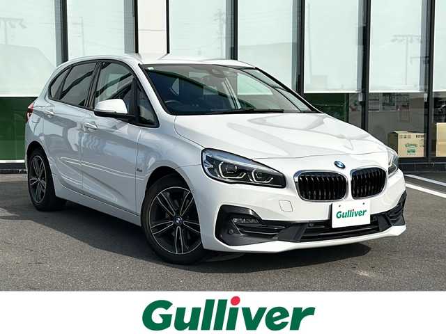ＢＭＷ ２１８ｉ アクティブツアラー スポーツ 岐阜県 2018(平30)年 9.4万km アルピンホワイトⅢ ＳＤナビ　/バックモニター/コーナーセンサー前後　/純正アルミホイール　/フルセグＴＶ　/スマートキー/ハーフレザーシート　/ドラレコ前後　/アイドリングストップ　/ＭＴモード付ＡＴ　/プッシュスタート　/スペアキー１本/パーキングアシスト/Blue tooth接続/CD/CDチェンジャー/SDミュージックサーバー/フルフラットシート/電動リアゲート/オートライト/LEDヘッドライト/エアバッグW＋サイド