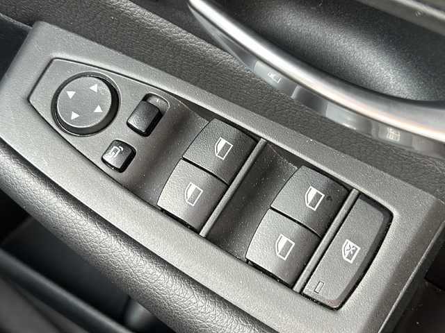 ＢＭＷ ２１８ｉ アクティブツアラー スポーツ 岐阜県 2018(平30)年 9.4万km アルピンホワイトⅢ ＳＤナビ　/バックモニター/コーナーセンサー前後　/純正アルミホイール　/フルセグＴＶ　/スマートキー/ハーフレザーシート　/ドラレコ前後　/アイドリングストップ　/ＭＴモード付ＡＴ　/プッシュスタート　/スペアキー１本/パーキングアシスト/Blue tooth接続/CD/CDチェンジャー/SDミュージックサーバー/フルフラットシート/電動リアゲート/オートライト/LEDヘッドライト/エアバッグW＋サイド