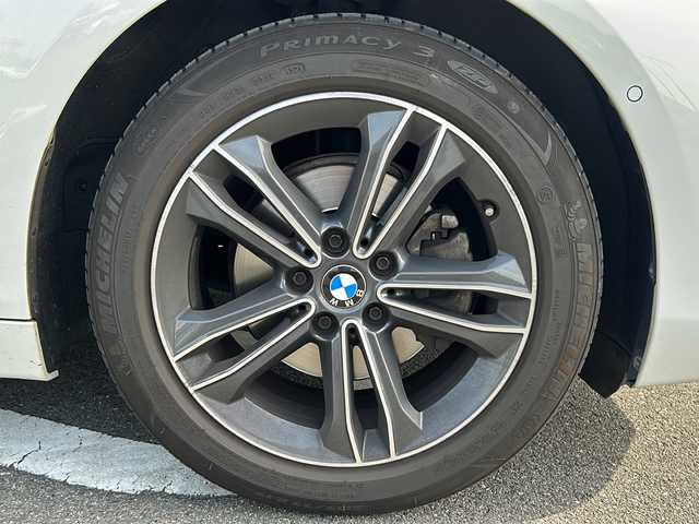 ＢＭＷ ２１８ｉ アクティブツアラー スポーツ 岐阜県 2018(平30)年 9.4万km アルピンホワイトⅢ ＳＤナビ　/バックモニター/コーナーセンサー前後　/純正アルミホイール　/フルセグＴＶ　/スマートキー/ハーフレザーシート　/ドラレコ前後　/アイドリングストップ　/ＭＴモード付ＡＴ　/プッシュスタート　/スペアキー１本/パーキングアシスト/Blue tooth接続/CD/CDチェンジャー/SDミュージックサーバー/フルフラットシート/電動リアゲート/オートライト/LEDヘッドライト/エアバッグW＋サイド