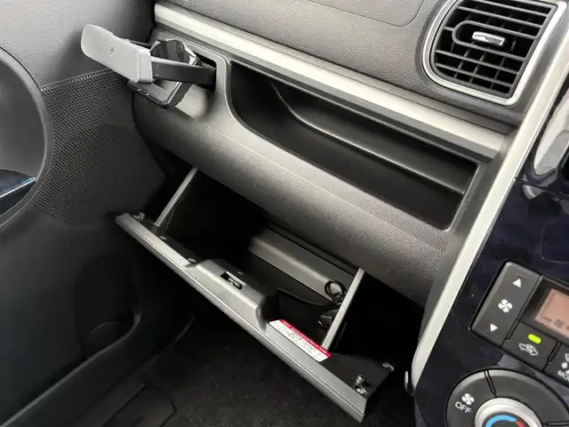 ダイハツ タント カスタム X トップED SA Ⅲ 三重県 2017(平29)年 4万km パールホワイトⅢ 純正ナビ(Bluetooth/CD/DVD/SD/USB/地デジTV/AM/FM)/バックカメラ/ETC/ドライブレコーダー(前後)/シートヒーター(運転席)/スマートアシスト3(衝突回避支援ブレーキ/衝突警報(対車両・歩行者)/車線逸脱警報/誤発進抑制制御/先行車発進お知らせ/オートハイビーム)/リアセンサー/パワースライドドア(助手席側)/スライドドアイージークローザー(運転席側)/LEDヘッドランプ/LEDフロントフォグランプ/LEDイルミネーションランプ/電動オート格納ドアミラー/トップシェイドガラス/ハーフレザーシート/シートリフター(運転席)/キーフリーシステム/プッシュスタート