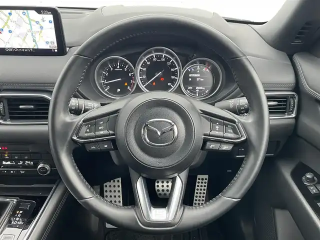 マツダ ＣＸ－８ 25S スマートエディション 滋賀県 2022(令4)年 2.6万km スノーフレイクホワイトパールマイカ 純正ナビ/全方位カメラ/三列シート/追従クルーズコントロール/ステアリングスイッチ/革巻きステアリング/パーキングアシスト/衝突被害軽減システム/盗難防止装置/ＥＴＣ/LEDヘッドライト/ＢＳＭ/ウインカーミラー/コーナーセンサー
