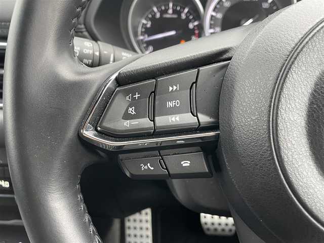 マツダ ＣＸ－８ 25S スマートエディション 滋賀県 2022(令4)年 2.6万km スノーフレイクホワイトパールマイカ 純正ナビ/全方位カメラ/三列シート/追従クルーズコントロール/ステアリングスイッチ/革巻きステアリング/パーキングアシスト/衝突被害軽減システム/盗難防止装置/ＥＴＣ/LEDヘッドライト/ＢＳＭ/ウインカーミラー/コーナーセンサー