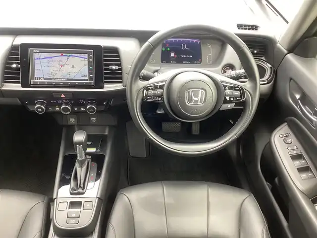 ホンダ フィット リュクス 千葉県 2022(令4)年 0.8万km ミッドナイトブルービームM 純正ナビゲーション/Bカメラ/CD/SD/純正LEDヘッドライト/ワイヤレス充電器/前席シートヒーター/ステアリングヒーター/ミラーヒーター/ホンダセンシング/ETC
