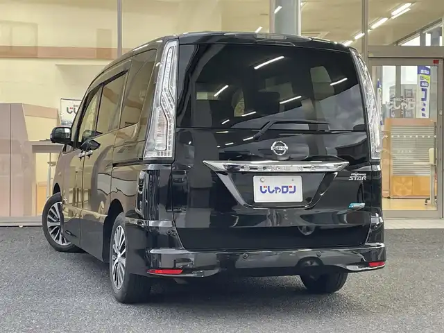 日産 セレナ ハイウェイスター Sハイブリッド 岐阜県 2015(平27)年 10.9万km ダイヤモンドブラック (株)IDOMが運営する【じしゃロン多治見店】の自社ローン専用車両になります。こちらは現金またはオートローンご利用時の価格です。自社ローンご希望の方は別途その旨お申付け下さい。/ディーラーオプションナビ/　（Bluetooth/DVD/フルセグ）/クルーズコントロール/エマージェンシーブレーキ/アラウンドビューモニター/両側パワースライドドア/レーンキープアシスト/純正フリップダウンモニター/オートライト/フォグランプ/電動格納ミラー