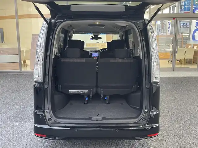 日産 セレナ ハイウェイスター Sハイブリッド 岐阜県 2015(平27)年 10.9万km ダイヤモンドブラック (株)IDOMが運営する【じしゃロン多治見店】の自社ローン専用車両になります。こちらは現金またはオートローンご利用時の価格です。自社ローンご希望の方は別途その旨お申付け下さい。/ディーラーオプションナビ/　（Bluetooth/DVD/フルセグ）/クルーズコントロール/エマージェンシーブレーキ/アラウンドビューモニター/両側パワースライドドア/レーンキープアシスト/純正フリップダウンモニター/オートライト/フォグランプ/電動格納ミラー