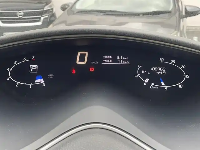 日産 セレナ ハイウェイスター Sハイブリッド 岐阜県 2015(平27)年 10.9万km ダイヤモンドブラック (株)IDOMが運営する【じしゃロン多治見店】の自社ローン専用車両になります。こちらは現金またはオートローンご利用時の価格です。自社ローンご希望の方は別途その旨お申付け下さい。/ディーラーオプションナビ/　（Bluetooth/DVD/フルセグ）/クルーズコントロール/エマージェンシーブレーキ/アラウンドビューモニター/両側パワースライドドア/レーンキープアシスト/純正フリップダウンモニター/オートライト/フォグランプ/電動格納ミラー