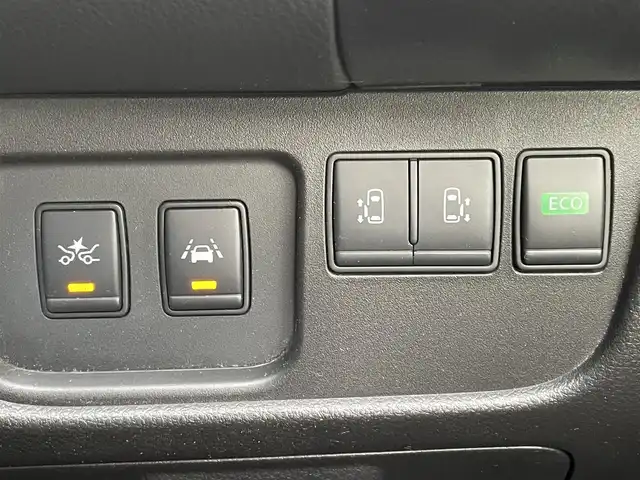 日産 セレナ ハイウェイスター Sハイブリッド 岐阜県 2015(平27)年 10.9万km ダイヤモンドブラック (株)IDOMが運営する【じしゃロン多治見店】の自社ローン専用車両になります。こちらは現金またはオートローンご利用時の価格です。自社ローンご希望の方は別途その旨お申付け下さい。/ディーラーオプションナビ/　（Bluetooth/DVD/フルセグ）/クルーズコントロール/エマージェンシーブレーキ/アラウンドビューモニター/両側パワースライドドア/レーンキープアシスト/純正フリップダウンモニター/オートライト/フォグランプ/電動格納ミラー