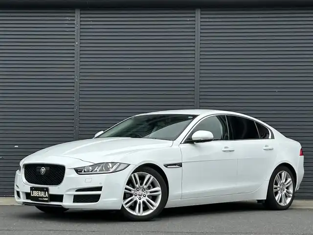 ジャガー ＸＥ XE プレステージ 茨城県 2017(平29)年 5万km 白 中期型 /ACC /黒革 /MERIDIAN /ナビ /TV /シ-トヒーター /M付パワーシート /衝突軽減B /レーンアシスト /ブラインドスポットモニター /バックカメラ /パーキングセンサー /LED /オートライト /ETC2.0/ドラレコ /純正18インチAW /禁煙車