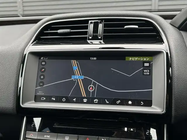 ジャガー ＸＥ XE プレステージ 茨城県 2017(平29)年 5万km 白 中期型 /ACC /黒革 /MERIDIAN /ナビ /TV /シ-トヒーター /M付パワーシート /衝突軽減B /レーンアシスト /ブラインドスポットモニター /バックカメラ /パーキングセンサー /LED /オートライト /ETC2.0/ドラレコ /純正18インチAW /禁煙車