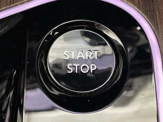 日産 オーラ G レザーエディション 神奈川県 2021(令3)年 4.1万km ビビットブルー / スーパーブラック 2トーン プロパイロット/純正ディスプレイオーディオ/・BT/フルセグTV/USB/HDMI/AppleCarPlay AndroidAuto/アラウンドビューモニター/インテリジェントルームミラー/BOSEサウンド/ハンドル支援/置くだけ充電/レザーシート/EV/SPORTモード/電動サイドブレーキ/オートブレーキホールド/革巻きステアリング/ステアリングスイッチ/Autoライト/ビルトインETC2.0/前後ドライブレコーダー/LEDヘッドライト/フォグランプ/インテリジェントキー/プッシュスタートボタン/スペアキー/電動格納ミラー/ウィンカーミラー/シートリフター/SOSコール/純正フロアマット/純正17インチアルミホイール/純正ドアバイザー