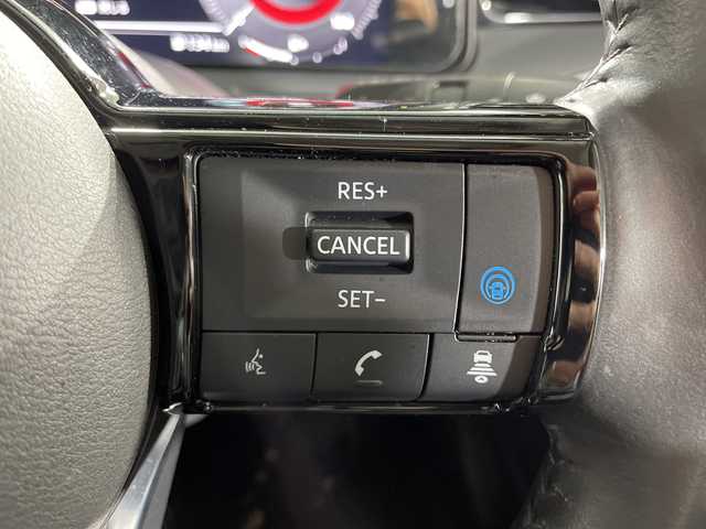 日産 オーラ G レザーエディション 神奈川県 2021(令3)年 4.1万km ビビットブルー / スーパーブラック 2トーン プロパイロット/純正ディスプレイオーディオ/・BT/フルセグTV/USB/HDMI/AppleCarPlay AndroidAuto/アラウンドビューモニター/インテリジェントルームミラー/BOSEサウンド/ハンドル支援/置くだけ充電/レザーシート/EV/SPORTモード/電動サイドブレーキ/オートブレーキホールド/革巻きステアリング/ステアリングスイッチ/Autoライト/ビルトインETC2.0/前後ドライブレコーダー/LEDヘッドライト/フォグランプ/インテリジェントキー/プッシュスタートボタン/スペアキー/電動格納ミラー/ウィンカーミラー/シートリフター/SOSコール/純正フロアマット/純正17インチアルミホイール/純正ドアバイザー