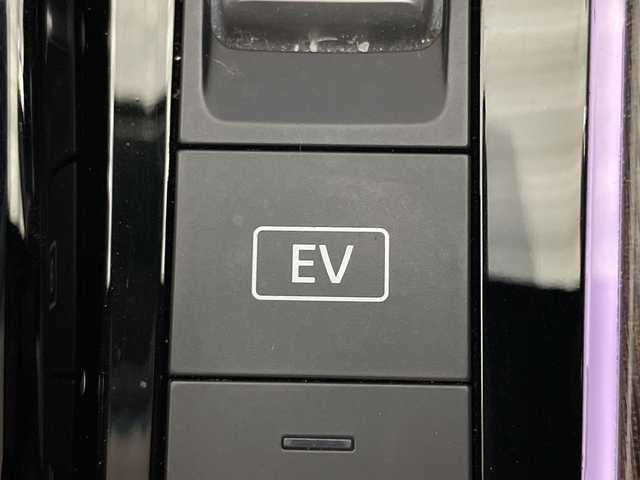 日産 オーラ G レザーエディション 神奈川県 2021(令3)年 4.1万km ビビットブルー / スーパーブラック 2トーン プロパイロット/純正ディスプレイオーディオ/・BT/フルセグTV/USB/HDMI/AppleCarPlay AndroidAuto/アラウンドビューモニター/インテリジェントルームミラー/BOSEサウンド/ハンドル支援/置くだけ充電/レザーシート/EV/SPORTモード/電動サイドブレーキ/オートブレーキホールド/革巻きステアリング/ステアリングスイッチ/Autoライト/ビルトインETC2.0/前後ドライブレコーダー/LEDヘッドライト/フォグランプ/インテリジェントキー/プッシュスタートボタン/スペアキー/電動格納ミラー/ウィンカーミラー/シートリフター/SOSコール/純正フロアマット/純正17インチアルミホイール/純正ドアバイザー