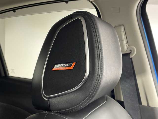 日産 オーラ G レザーエディション 神奈川県 2021(令3)年 4.1万km ビビットブルー / スーパーブラック 2トーン プロパイロット/純正ディスプレイオーディオ/・BT/フルセグTV/USB/HDMI/AppleCarPlay AndroidAuto/アラウンドビューモニター/インテリジェントルームミラー/BOSEサウンド/ハンドル支援/置くだけ充電/レザーシート/EV/SPORTモード/電動サイドブレーキ/オートブレーキホールド/革巻きステアリング/ステアリングスイッチ/Autoライト/ビルトインETC2.0/前後ドライブレコーダー/LEDヘッドライト/フォグランプ/インテリジェントキー/プッシュスタートボタン/スペアキー/電動格納ミラー/ウィンカーミラー/シートリフター/SOSコール/純正フロアマット/純正17インチアルミホイール/純正ドアバイザー