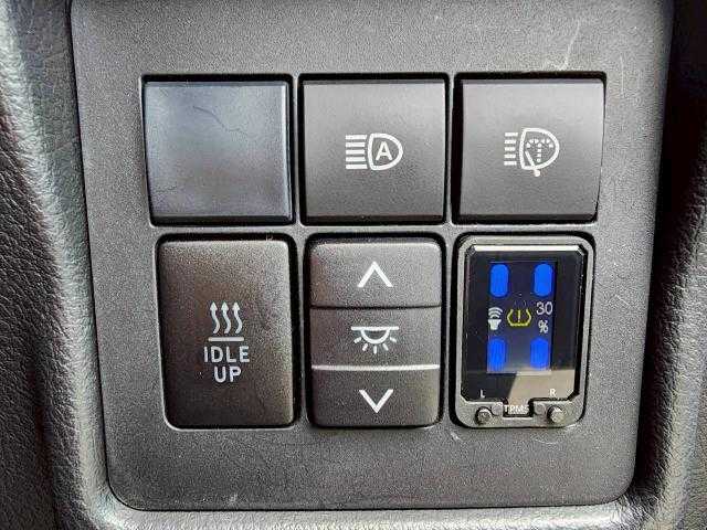 トヨタ ランドクルーザー プラド TX Lパッケージ 岩手県 2017(平29)年 4.8万km アティチュードブラックマイカ 寒冷地仕様　/純正ＳＤナビ　Ｂｌｕｅｔｏｏｔｈ／ＣＤ／ＤＶＤ／フルセグＴＶ　/全方位カメラ　/ＥＴＣ２．０　/レーダークルコン　/前後ドラレコ　/ＢＳＭ　/レザーシート　/前席シートヒーター・シートエアコン/ステアリングスイッチ