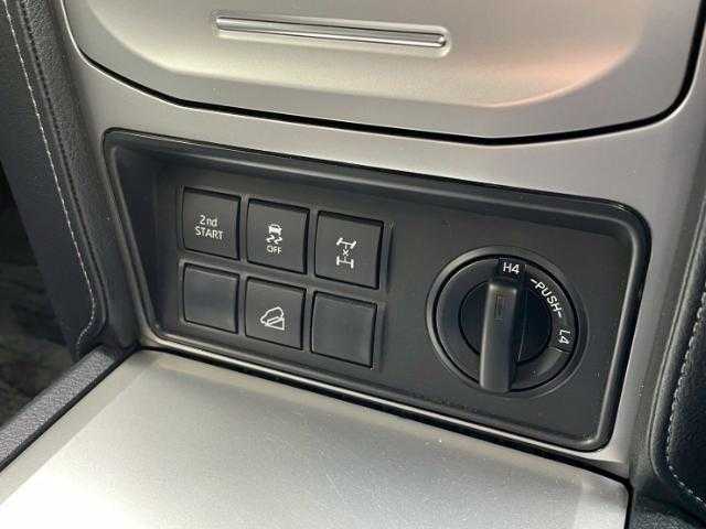 トヨタ ランドクルーザー プラド TX Lパッケージ 岩手県 2017(平29)年 4.8万km アティチュードブラックマイカ 寒冷地仕様　/純正ＳＤナビ　Ｂｌｕｅｔｏｏｔｈ／ＣＤ／ＤＶＤ／フルセグＴＶ　/全方位カメラ　/ＥＴＣ２．０　/レーダークルコン　/前後ドラレコ　/ＢＳＭ　/レザーシート　/前席シートヒーター・シートエアコン/ステアリングスイッチ