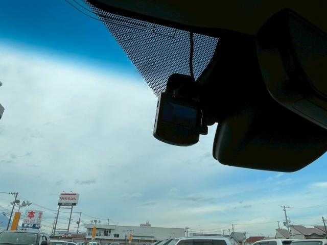 トヨタ ランドクルーザー プラド TX Lパッケージ 岩手県 2017(平29)年 4.8万km アティチュードブラックマイカ 寒冷地仕様　/純正ＳＤナビ　Ｂｌｕｅｔｏｏｔｈ／ＣＤ／ＤＶＤ／フルセグＴＶ　/全方位カメラ　/ＥＴＣ２．０　/レーダークルコン　/前後ドラレコ　/ＢＳＭ　/レザーシート　/前席シートヒーター・シートエアコン/ステアリングスイッチ