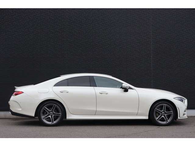 メルセデス・ベンツ ＣＬＳ２２０ｄ スポーツ エクスクルーシブPKG 大分県 2021(令3)年 4.4万km ダイヤモンドホワイト エクスクルーシブパッケージ/レーダーセーフティパッケージ/サンルーフ/ヘッドアップディスプレイ/純正ナビ/ＣａｒＰｌａｙ/地デジ/Bluetooth/ワイヤレス充電/全方位カメラ/黒革/シートヒーター（全席）/エアシート（D席/N席）/パワーシート（D席/N席）/LEDヘッドライト/オートハイビーム/純正１９インチＡＷ/純正フロアマット/ＥＴＣ